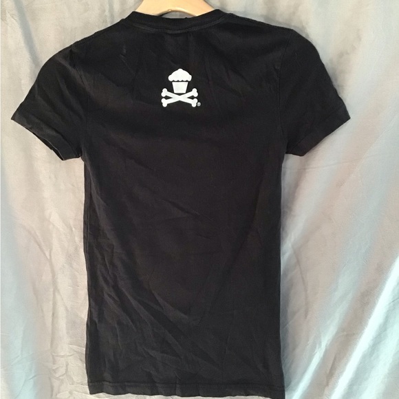 Johnny cupcake top size small ( Box V ) - Picture 3 of 3